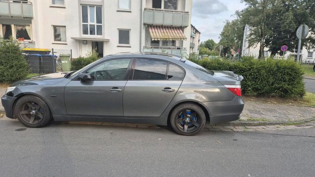 BMW Auto BMW E60 525d 2004