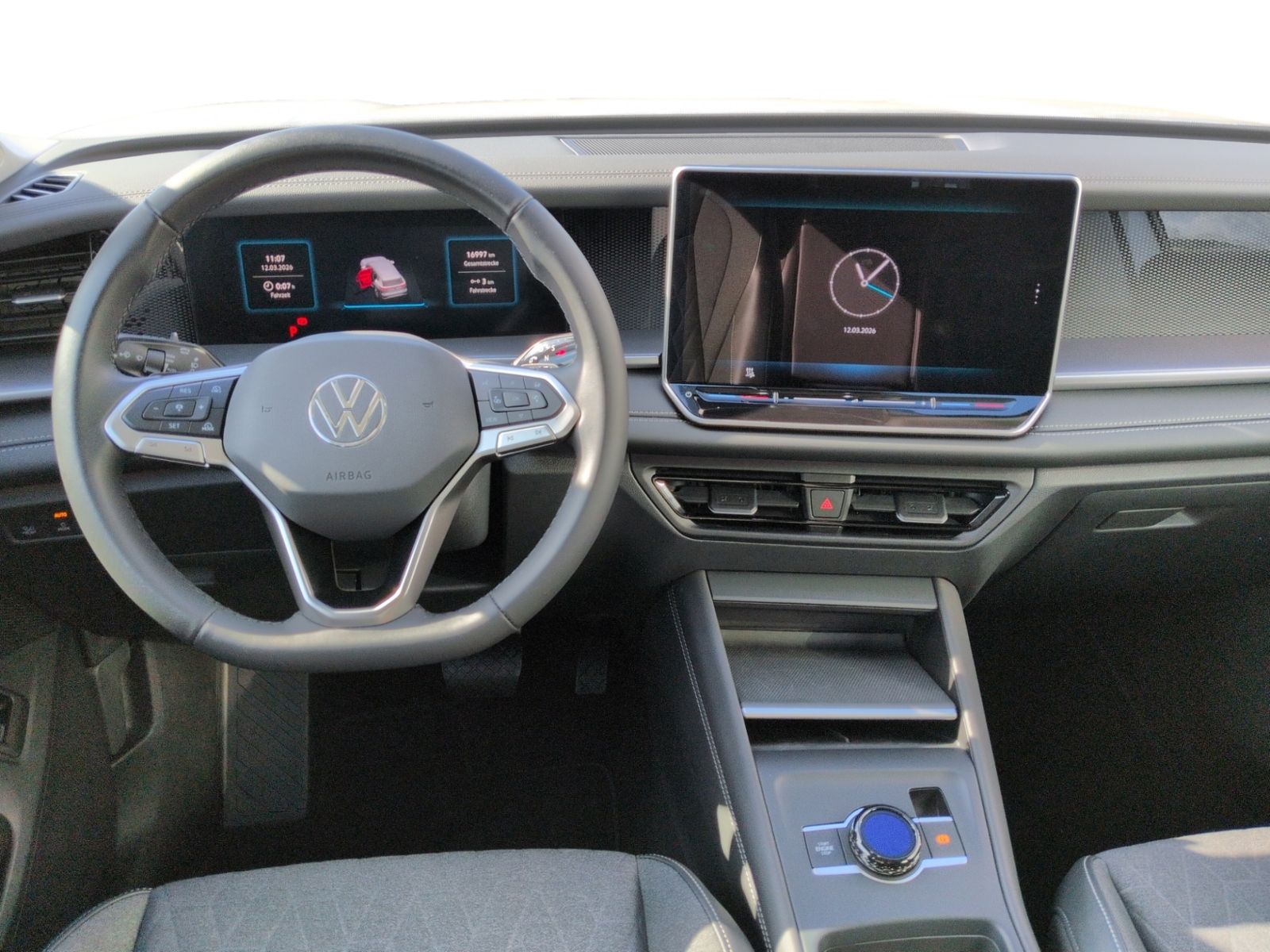 Tayron 1.5 eTSI eHybrid DSG Life AHK+NAVI+DCC