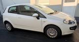 Fiat Grande Punto 1.4 8V (77 PS), weiß - weiße Fiat Grande Punto