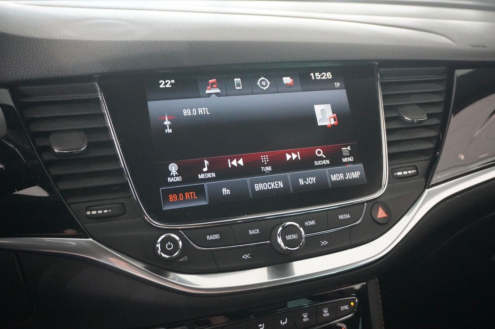 Fahrzeugabbildung Opel Astra K ST 1.6T INNOV. AHK/MATRIX/KAMERA/NAVI/SH