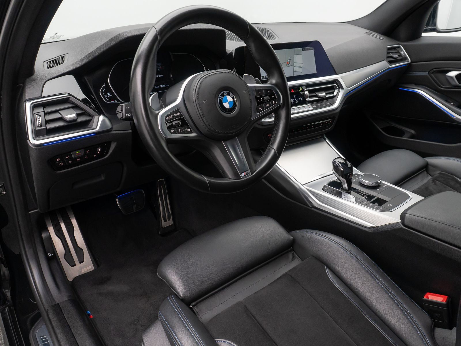 Fahrzeugabbildung BMW 330d M Sport DAB LED DrivAssis Individual 19Zoll