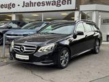 Mercedes-Benz E 250 4M Avantgarde Aut. Comand Schiebedach AHK - Mercedes-Benz E 250 in Duisburg