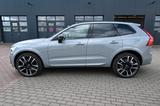 Volvo XC60 B5B AWD Ultra Dark*360°*H/K*AHK*HUD*ACC - Volvo XC60: B