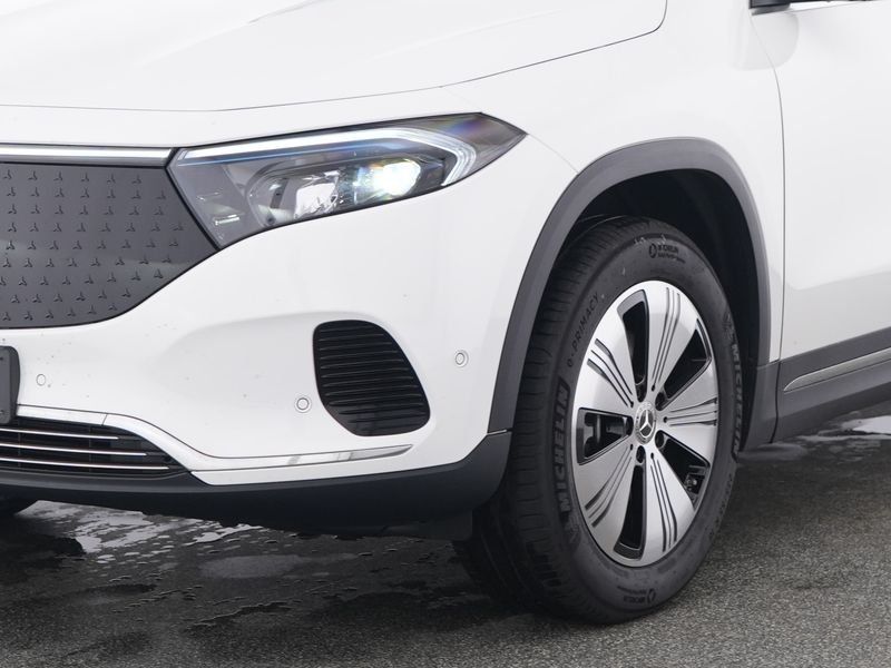 Mercedes-Benz EQA 300 4M PROGR-ADV PANO MEMORY 360° EASYP AMBI imagem 3