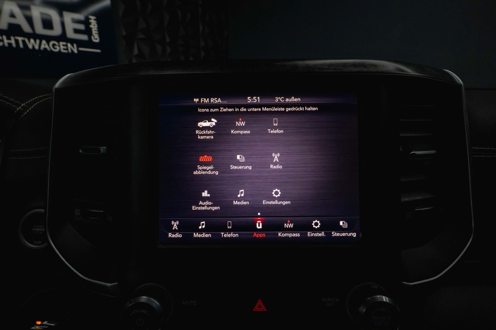 Fahrzeugabbildung Dodge RAM 5.7 V8 HEMI 4x4 OFFROAD NightPaket AXLE LOCK