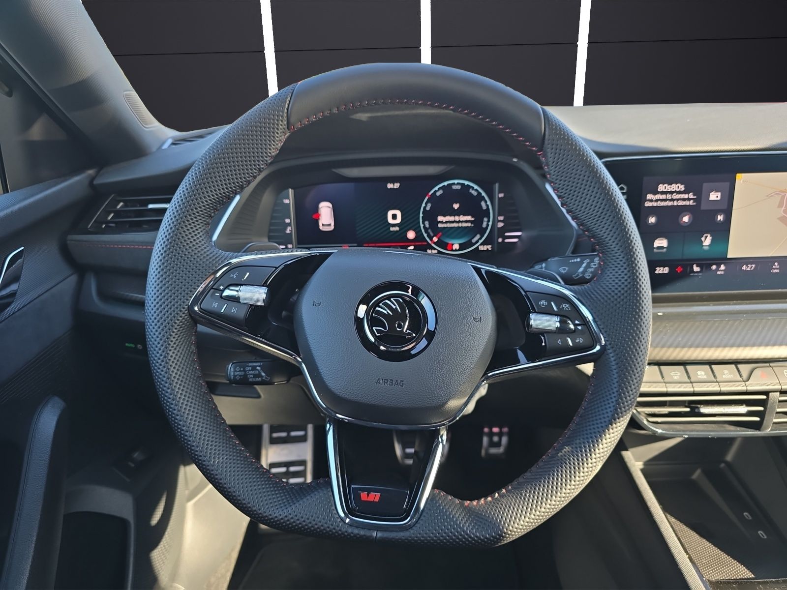 Fahrzeugabbildung SKODA Octavia Combi RS 4x4 2.0 TDI DSG ACC AHK RFK