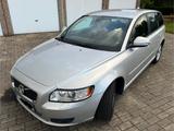 Volvo V50 DRIVe Start/Stop - - Volvo V50: Drive