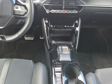 Peugeot 2008 - 12