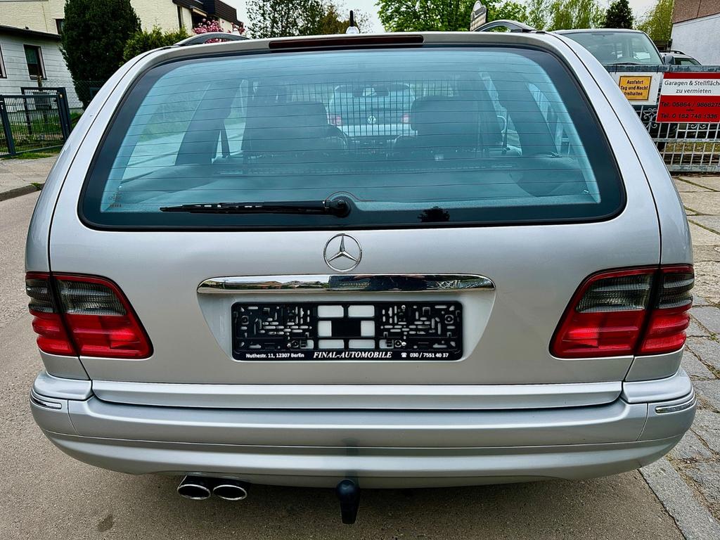 Mercedes-Benz E 55 AMG