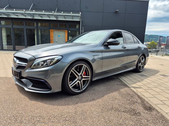 Mercedes-Benz C 63 AMG