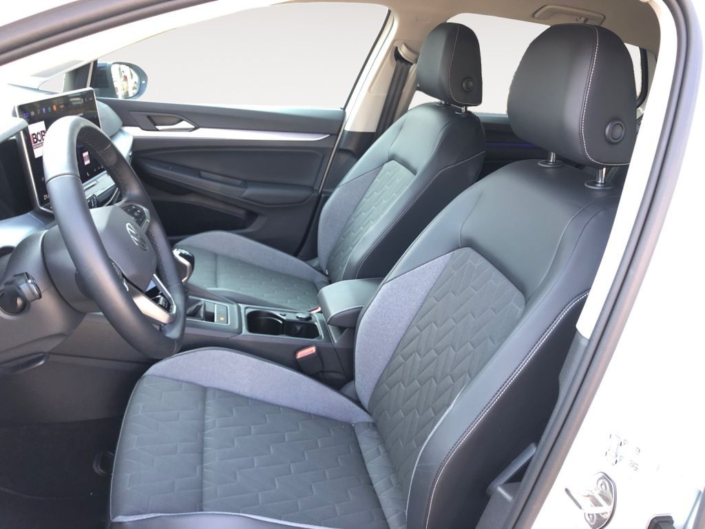 Fahrzeugabbildung Volkswagen Golf 1.5 TSI OPF Goal