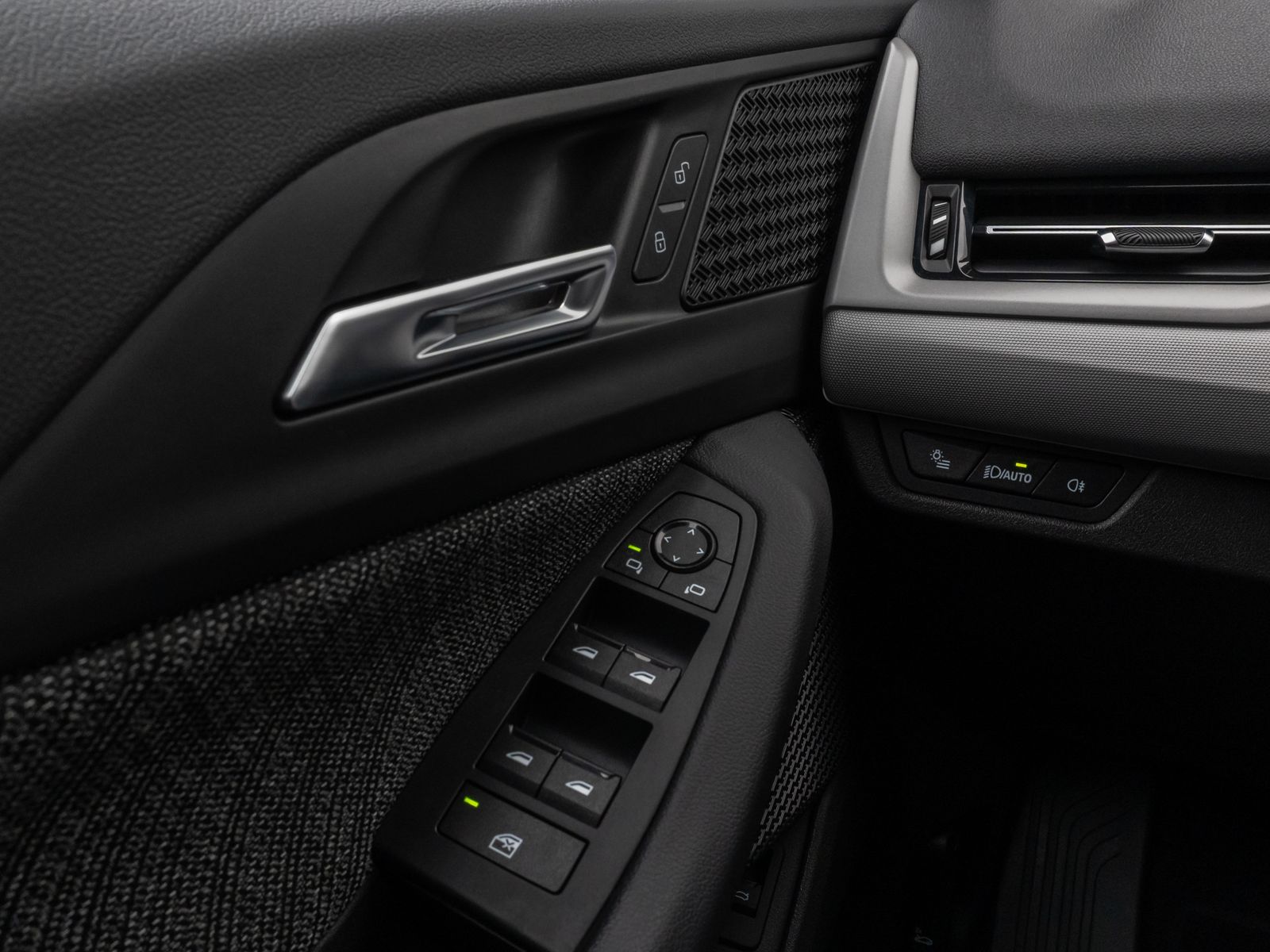 Fahrzeugabbildung BMW 218i Active Tourer Kamera DAB Widscreen Sitzhzg