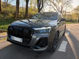 Audi Q7 von Mitarbeiter / 5 J. GAR / 3,5t AHK / B&O  - Behindertengerechte Audi Q7