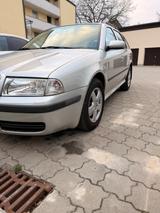 Skoda Octavia 1.9 TDI 96kW Elegance Elegance - Skoda Octavia aus 2003: 9.1