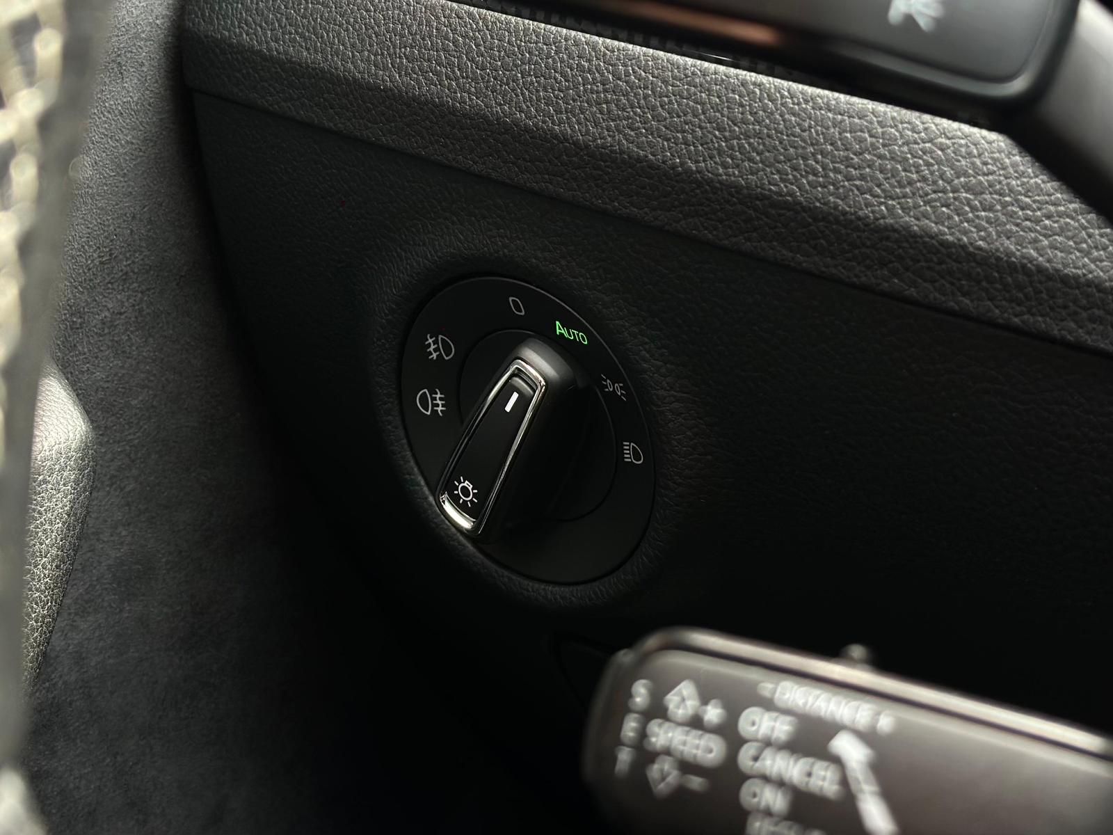 SKODA Superb 2.0TDI SPORTLINE BLACK ACC#CAM#NAVI#SHZ - Image 18
