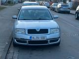Skoda SuperB - gebrauchte Skoda Superb aus dem Jahr 2005