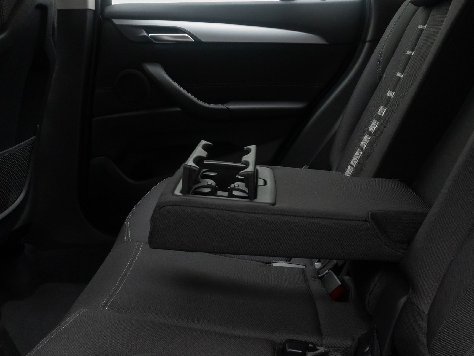Fahrzeugabbildung BMW X1sD18i DAB HiFi Lenkrhzg DrivAssist Parkassist