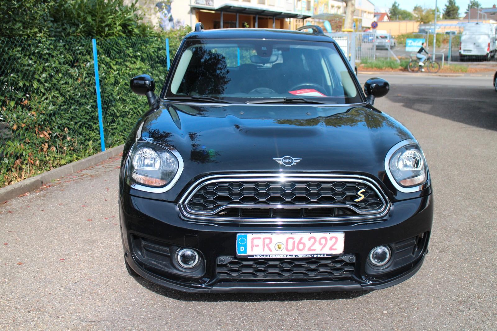 MINI Countryman Cooper SE ALL4/Autom/Nav/PDC/SHZ/Klim