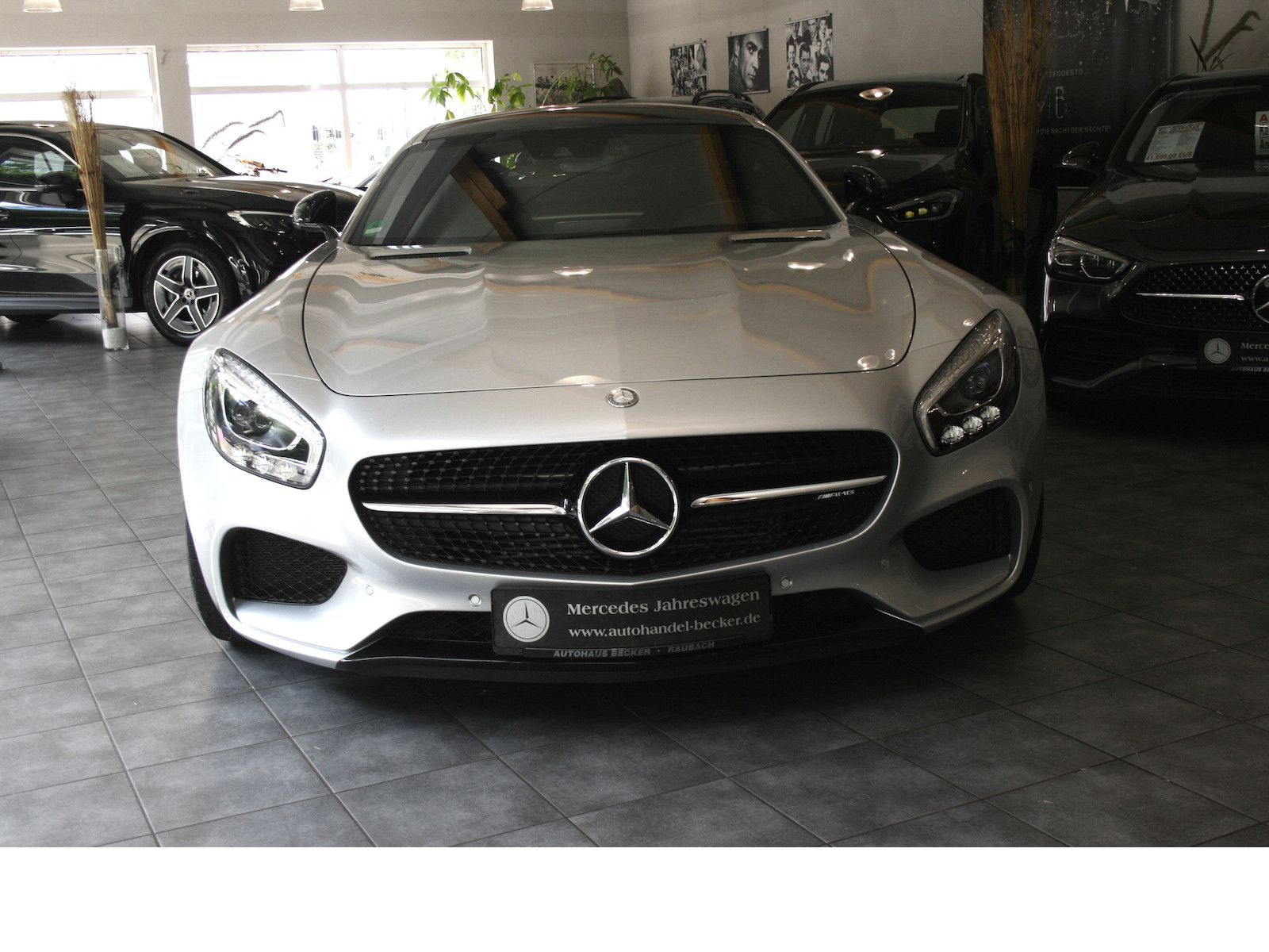 Fahrzeugabbildung Mercedes-Benz AMG GT S V8 *Night*Panoramadach*Burmester*Memory