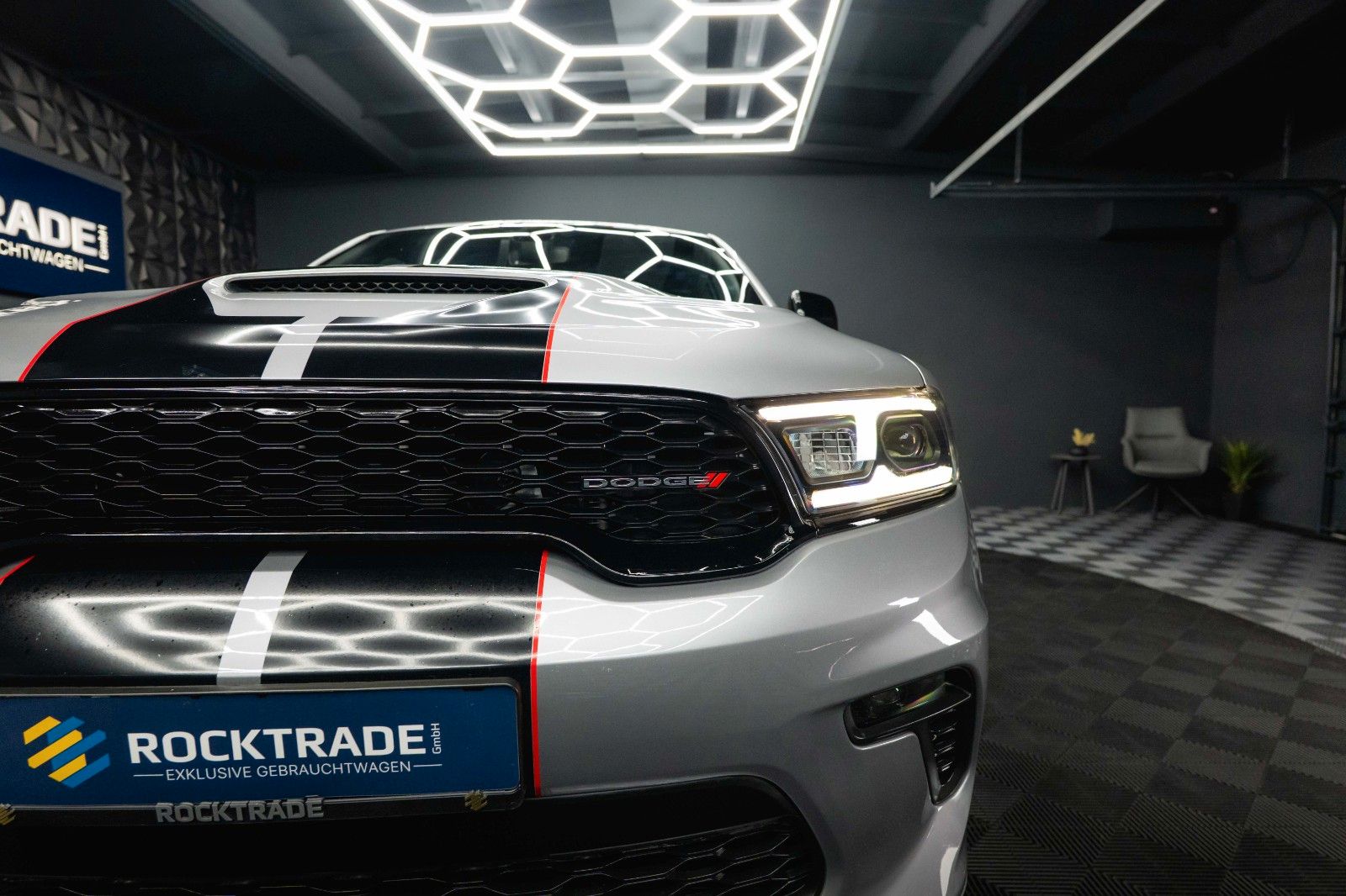 Fahrzeugabbildung Dodge Durango 5.7 V8 R/T SRT 4x4 Night-Paket Modell 22