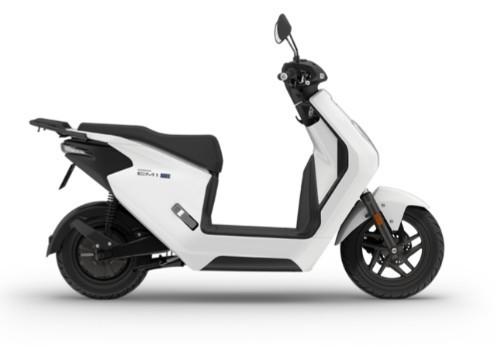 Honda E-Roller EM1 e, Vorführfahrzeug mit 2x Akku