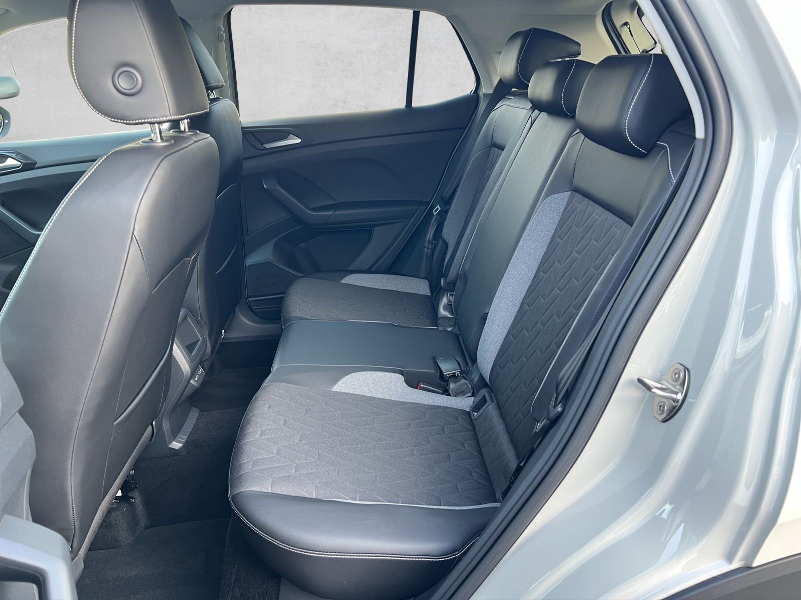 Volkswagen T-Cross - Bild 21