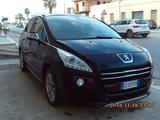 Peugeot 3008 MONOVOLUME - Peugeot 3008 Hybrid (Diesel/Elektro)