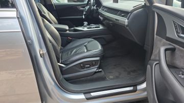 Audi Q7 - 8