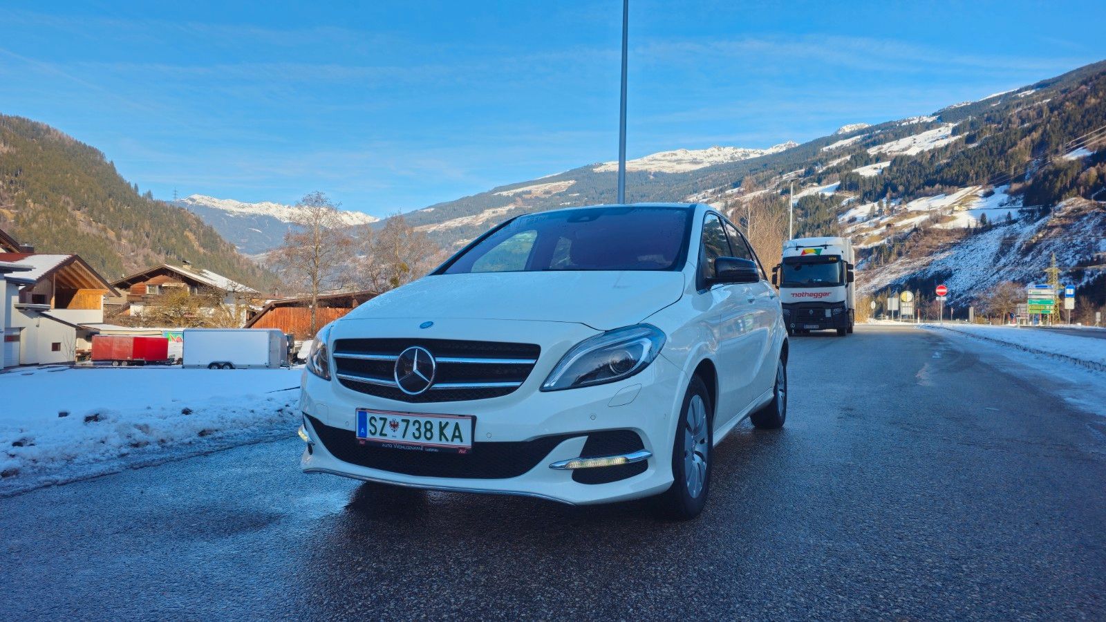 MERCEDES-BENZ B Electric Drive
