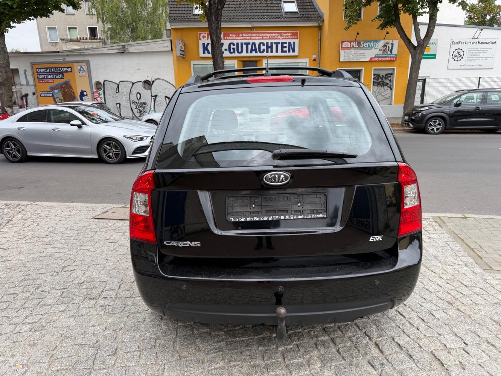 Kia Carens 2009 — photo 8