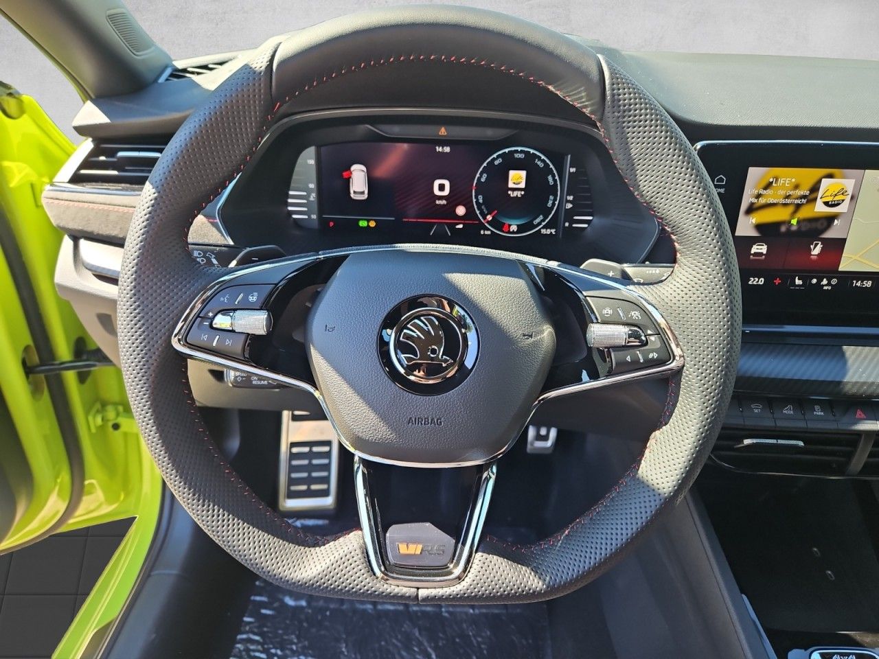 Fahrzeugabbildung SKODA Octavia Combi RS 4x4 AHK,Matrix,Panorama,Head-Up