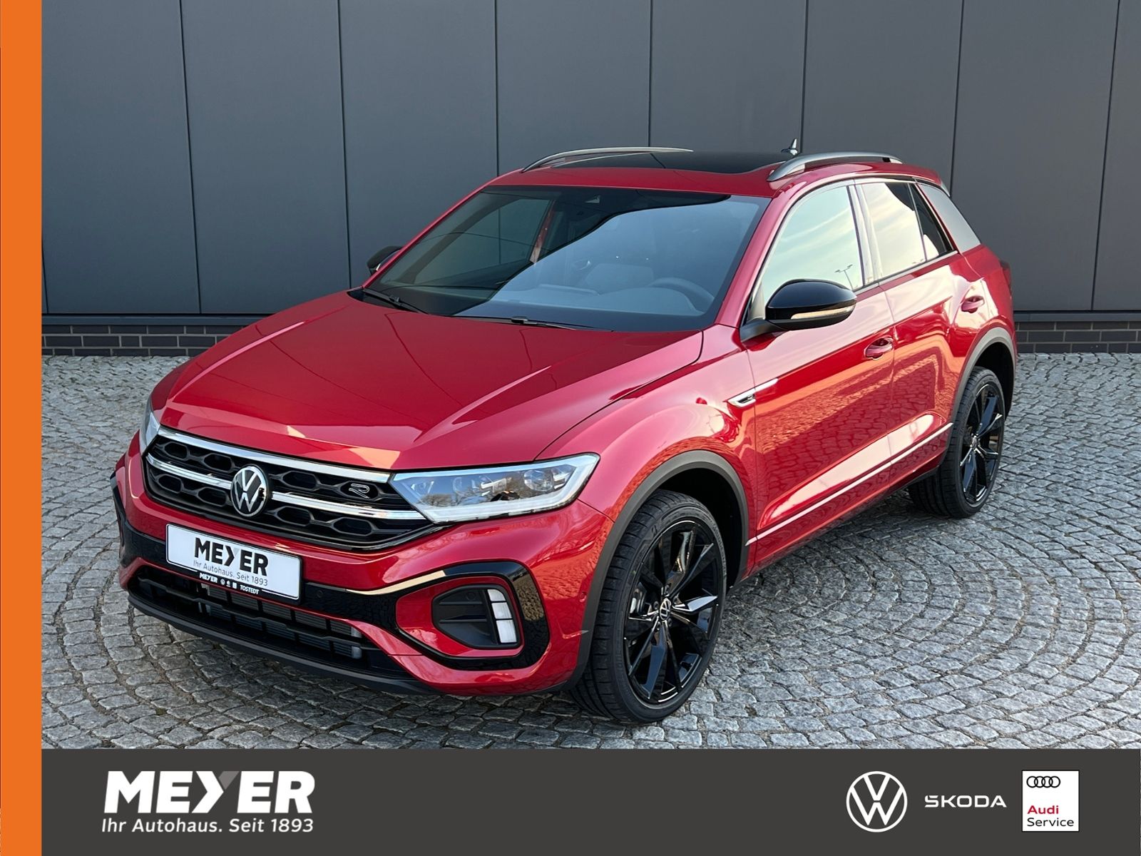 Fahrzeugabbildung Volkswagen T-Roc R-Line 1.5 TSI DSG *AHK, Pano, Black Style