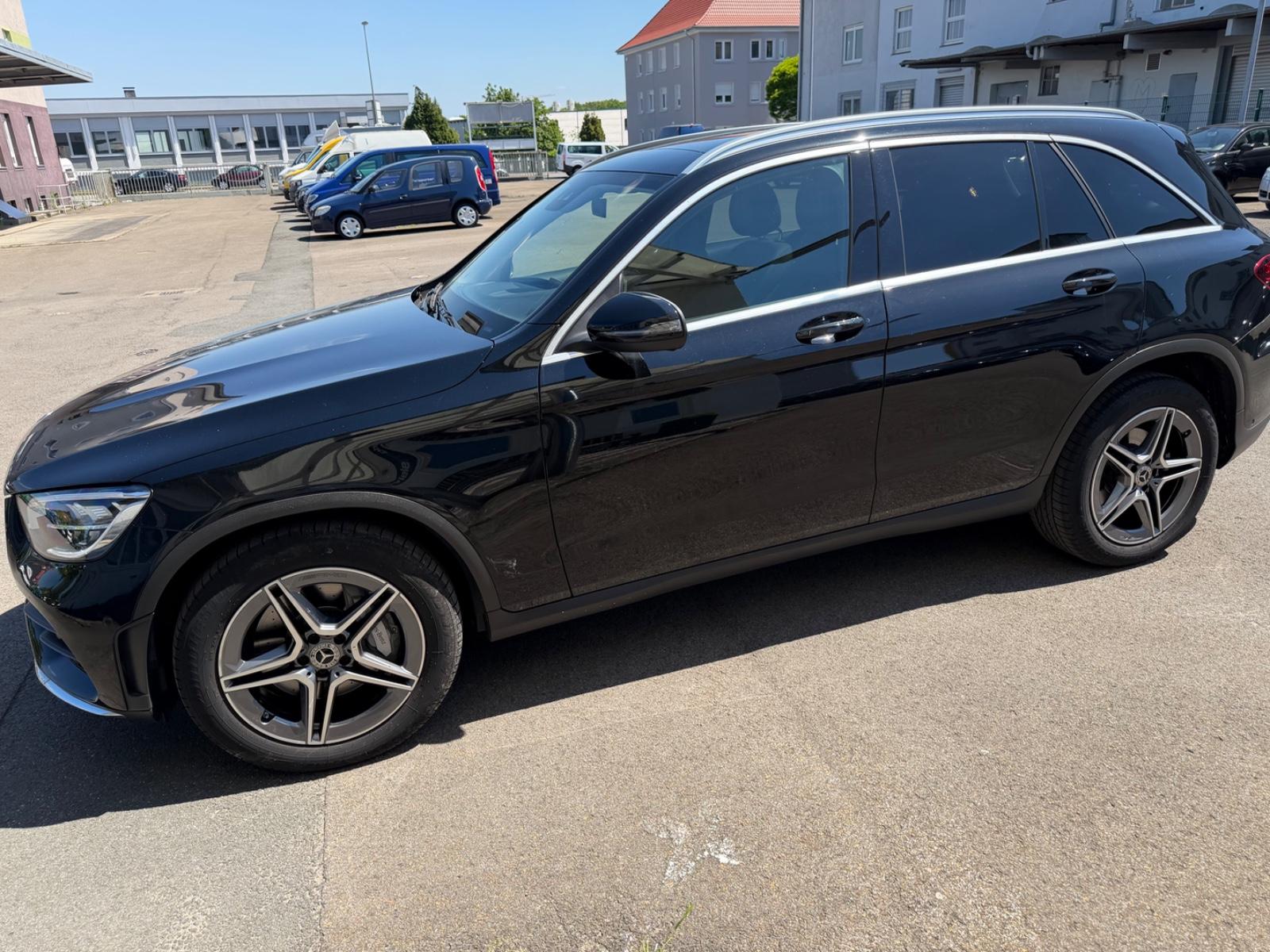 Mercedes-Benz GLC 220 D 4Matic Panorama AMG  Business