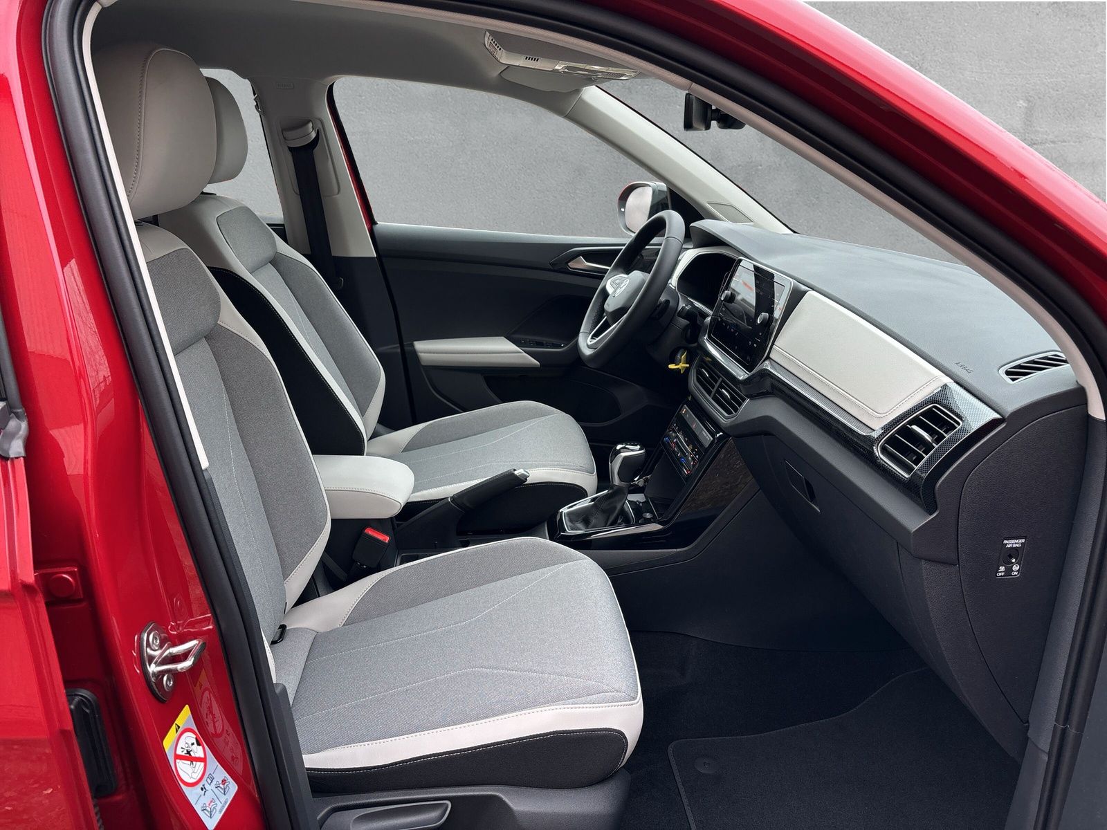 Fahrzeugabbildung Volkswagen T-Cross Style 1.5 TSI 110kW 7-Gang DSG AHK