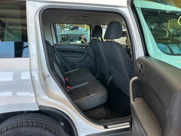 Skoda Yeti Adventure *TÜV*Xenon*Scheckheftgepfl.*Navi*