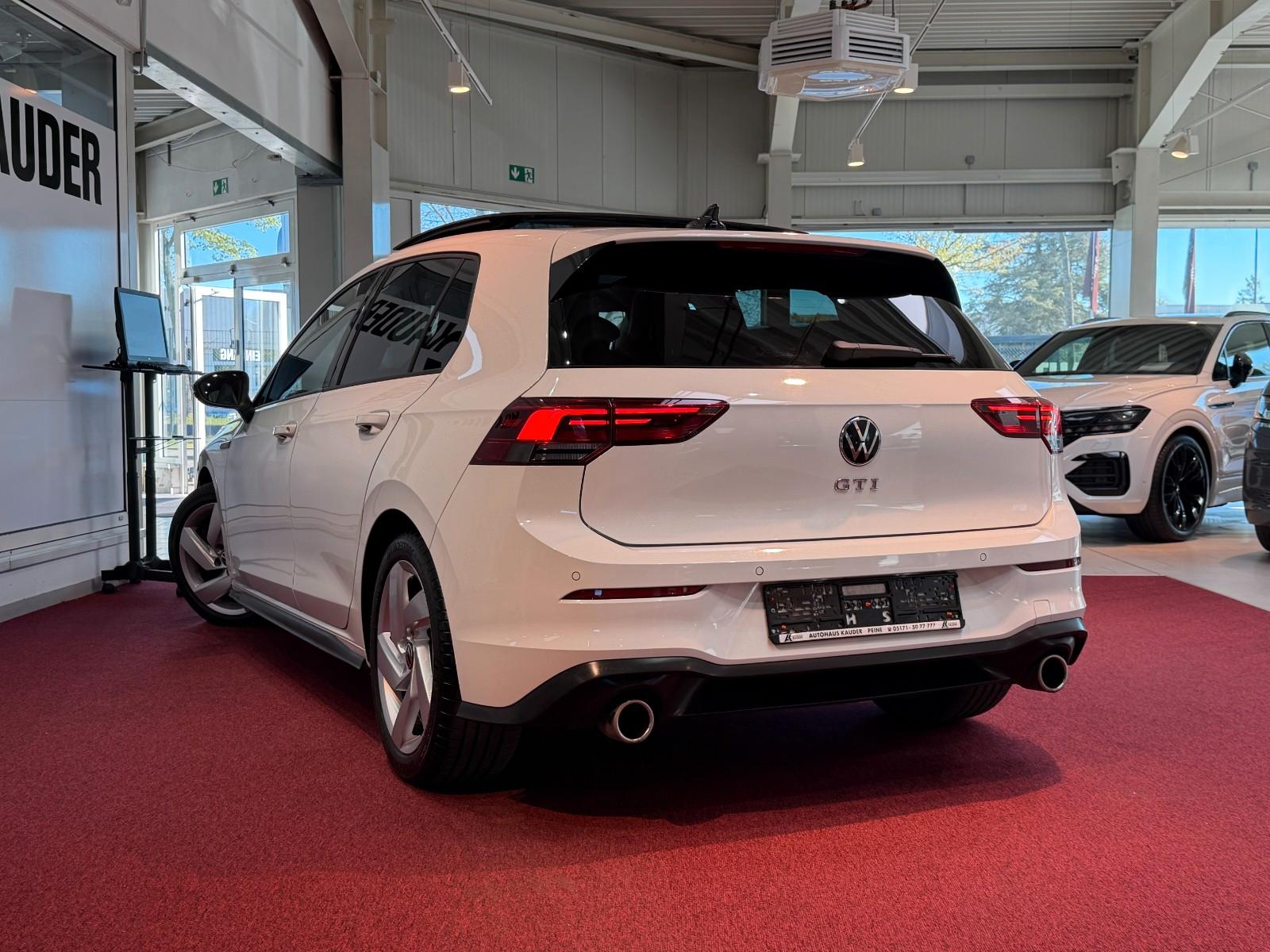 Volkswagen Golf 2.0 TSI DSG GTI *LED*Virtual*Navi*Pano*AHK*, миниатюра 2
