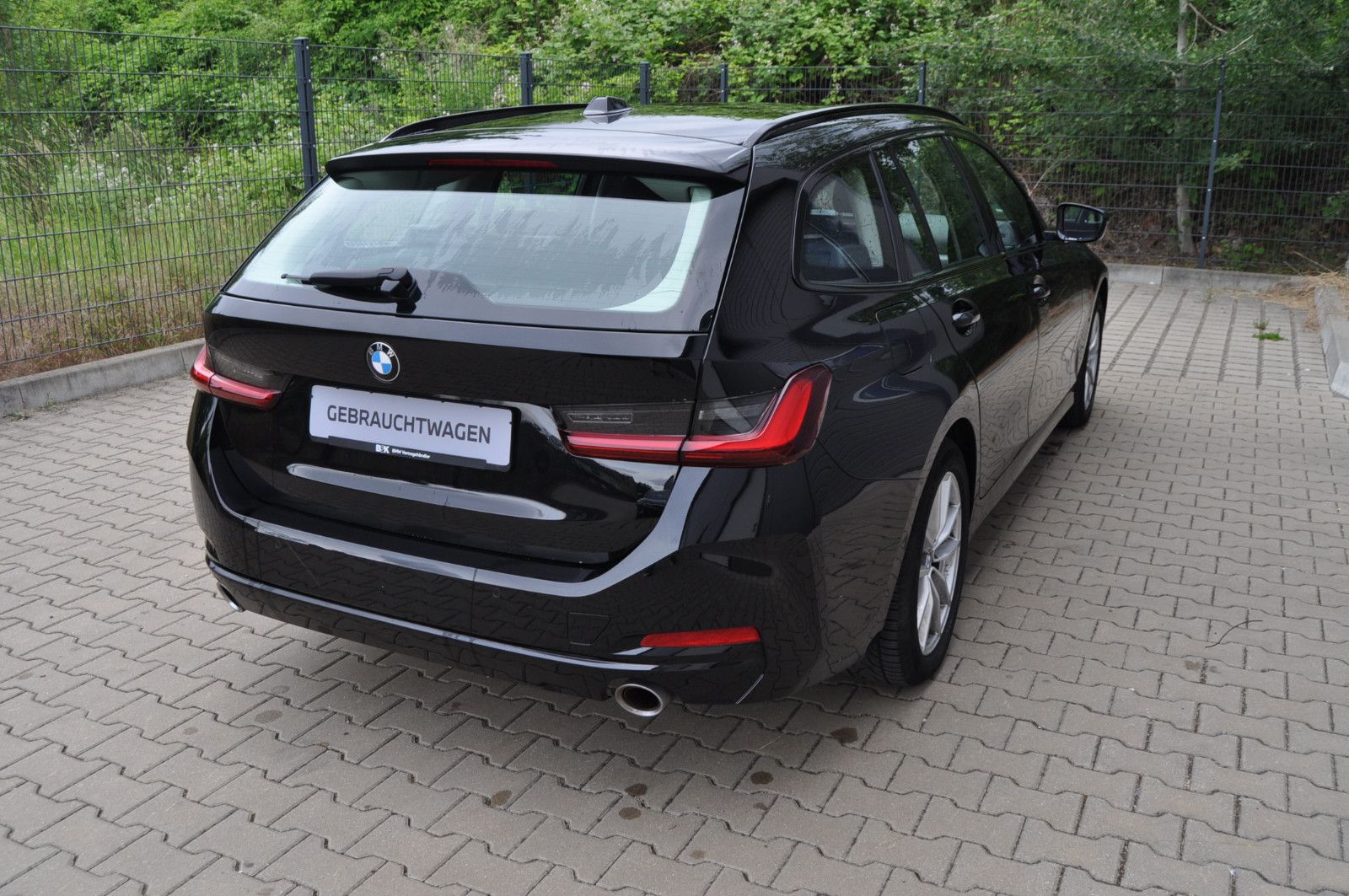 BMW 318i Touring Aut. LED Widescreen DAB Tempomat foto 4