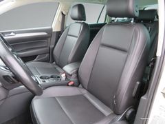 VW Passat Variant 2.0TDI Trendline Taxi DSG Nav Shz VW Passat Variant 2.0TDI Trendline Taxi DSG Nav Shz