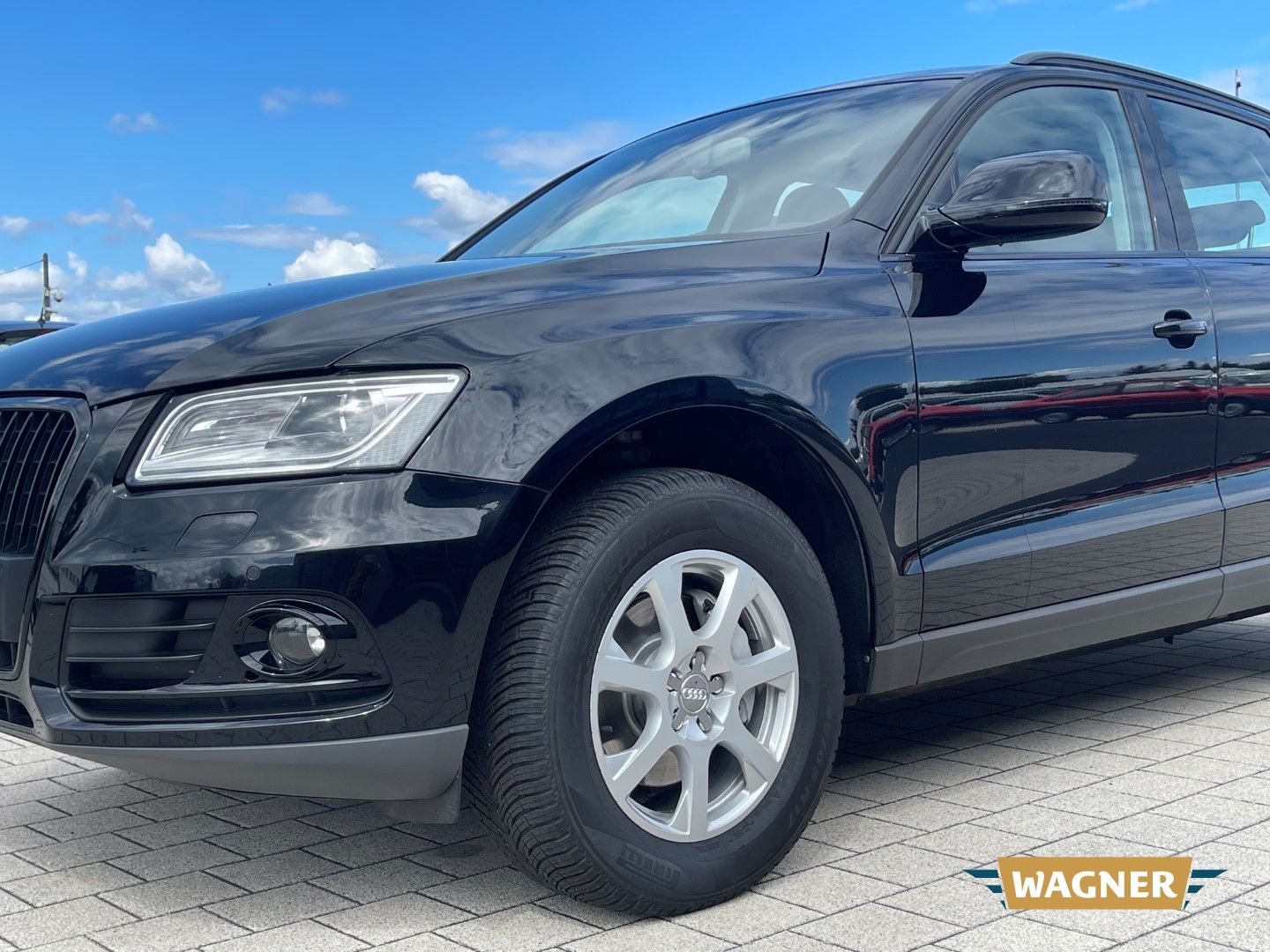 Fahrzeugabbildung Audi Q5 2.0 TFSI quattro Klimaautomatik Tempomat