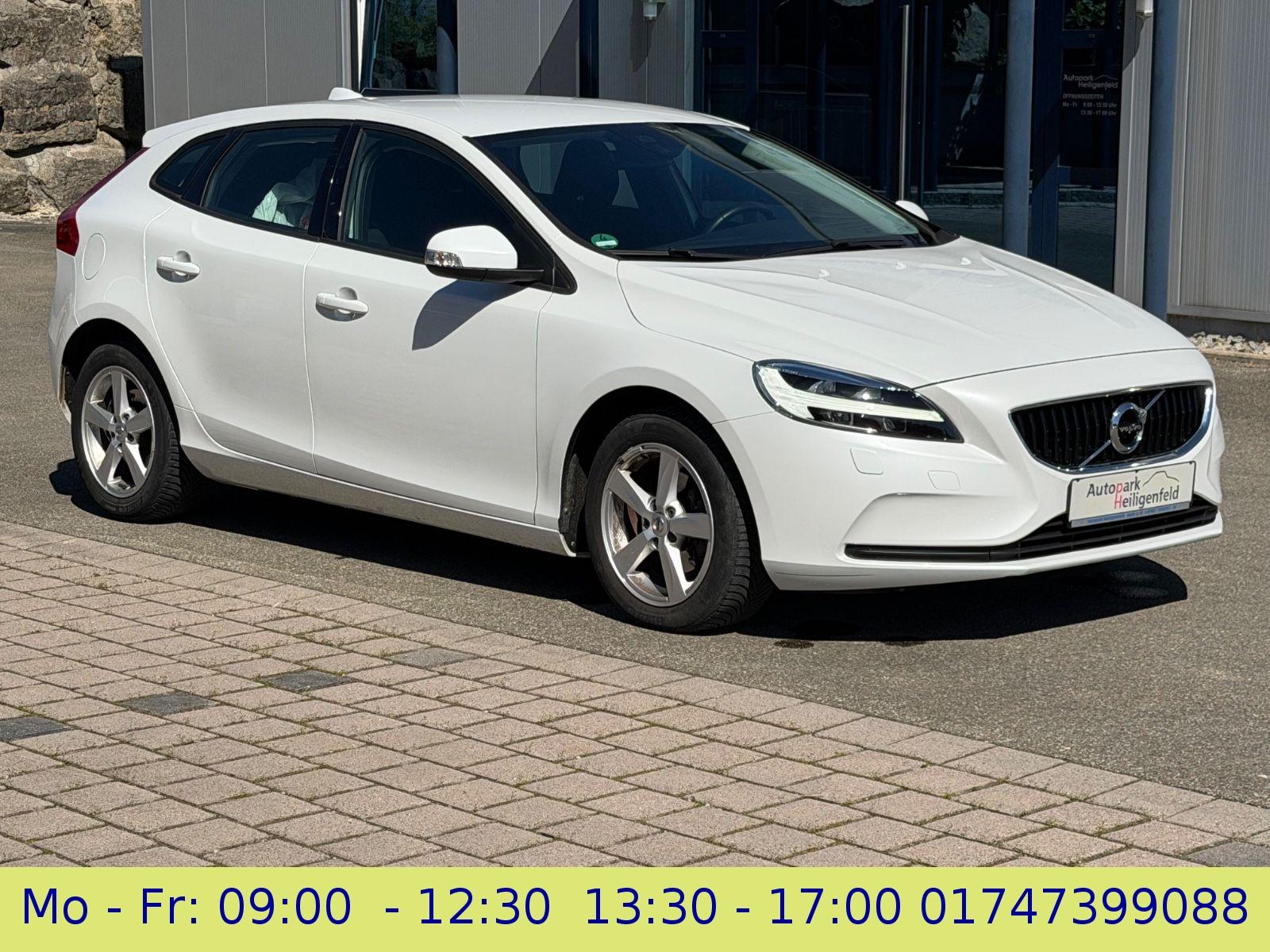 Volvo V40 D2 LED Navi PDC 8xAlu SHZ Scheckheft Tüv