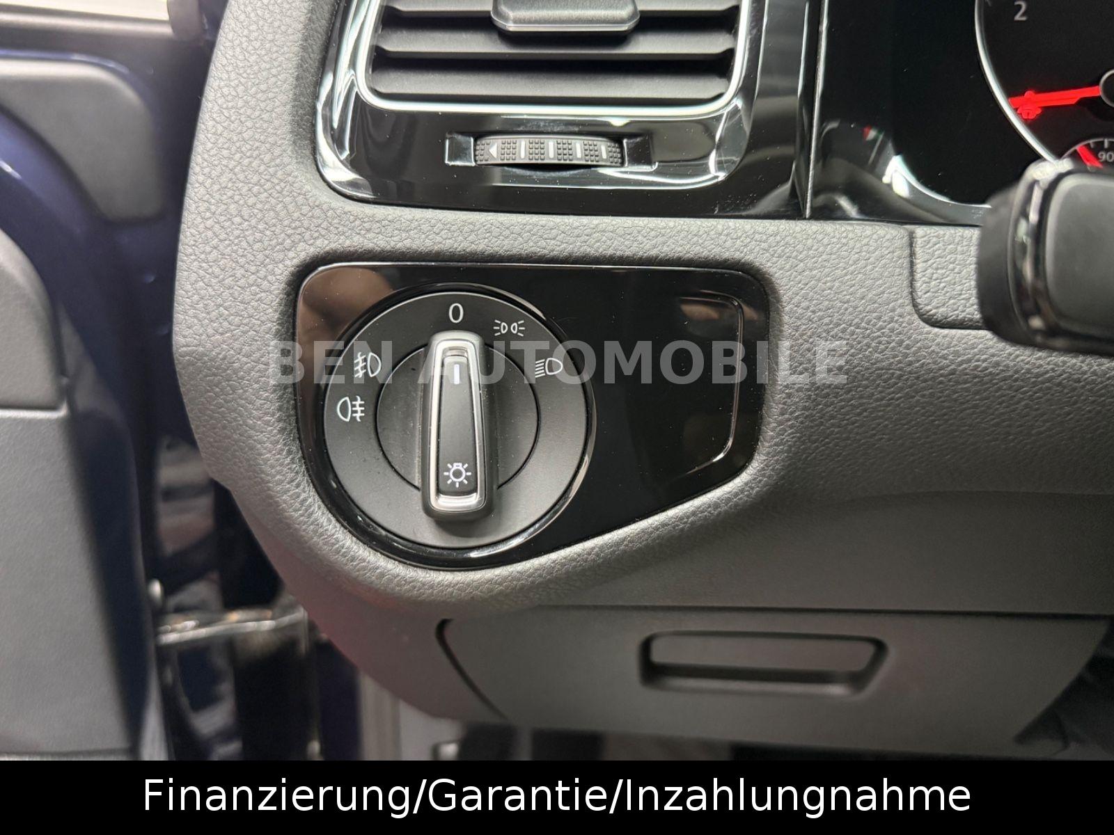Volkswagen Golf VII Lim. 2.0 TDI Highline BMT PANO*NAVI*PDC
