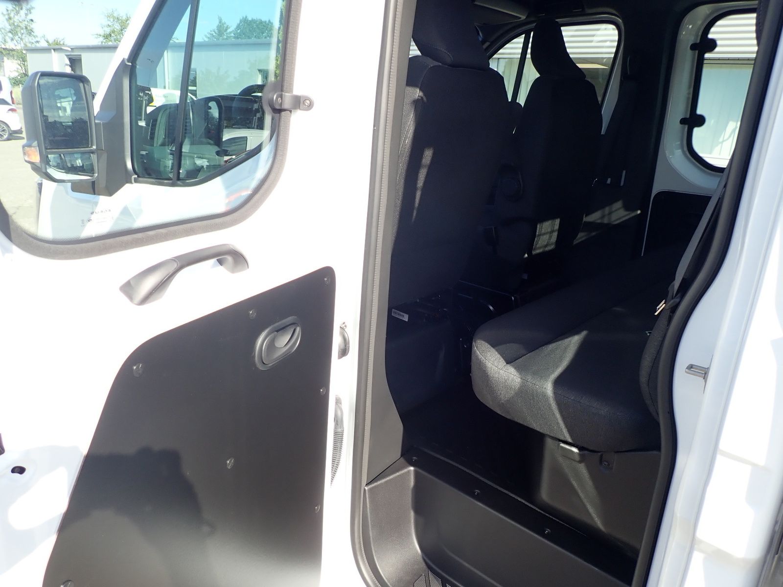 Fahrzeugabbildung Renault Master Werkseitige Umbauten FWD 3-Seitenkipper D