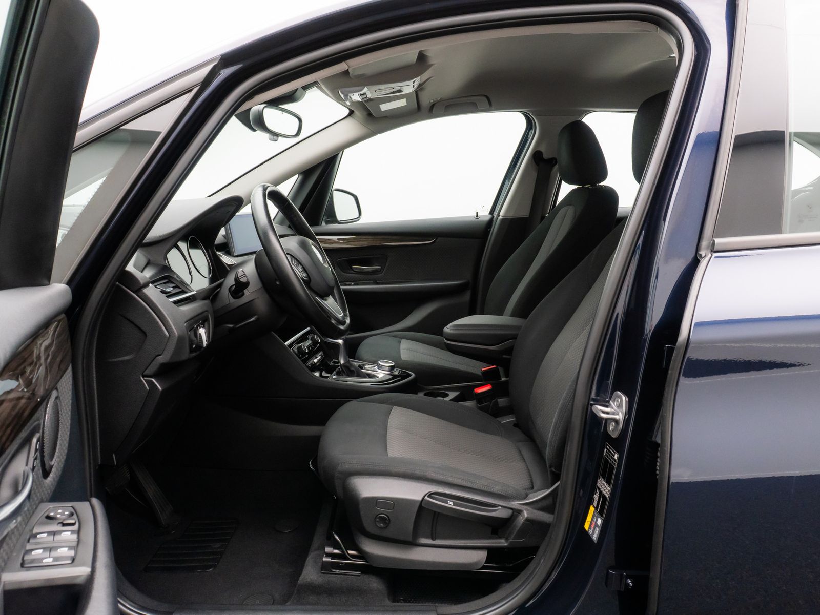 Fahrzeugabbildung BMW 225 Active Tourer iPerf ACC Kamera HUD DAB 18"