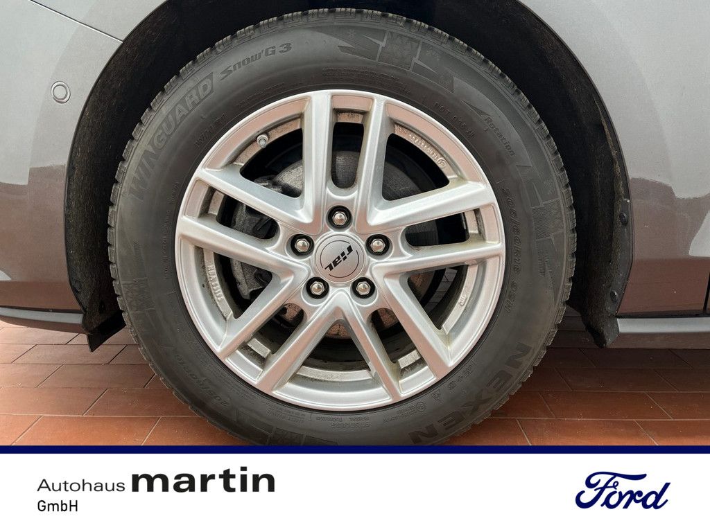 Fahrzeugabbildung Ford Focus 1.0 EcoBoost Titanium S/S EURO FACEL. LED
