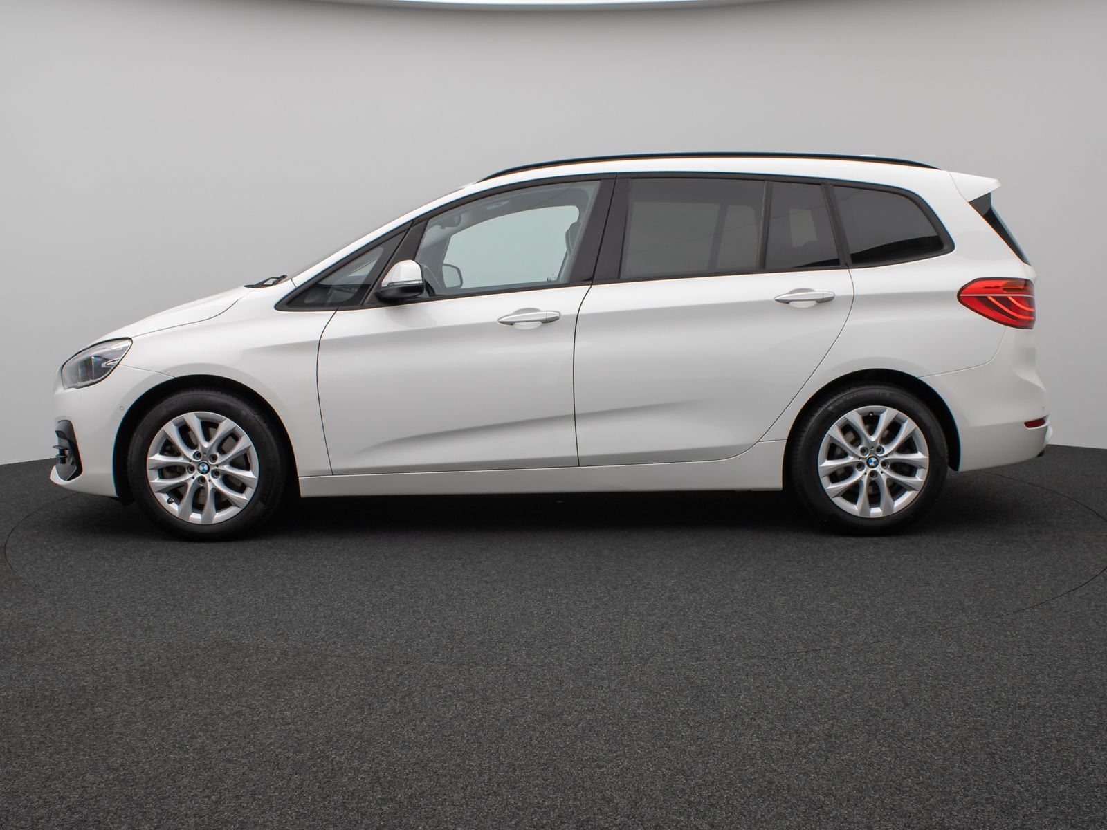 Fahrzeugabbildung BMW 220d Gran Tourer Advantage Kamera HUD Komfort