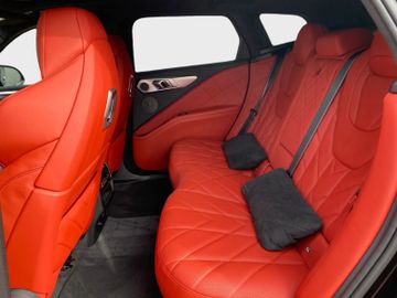 BMW XM - 10