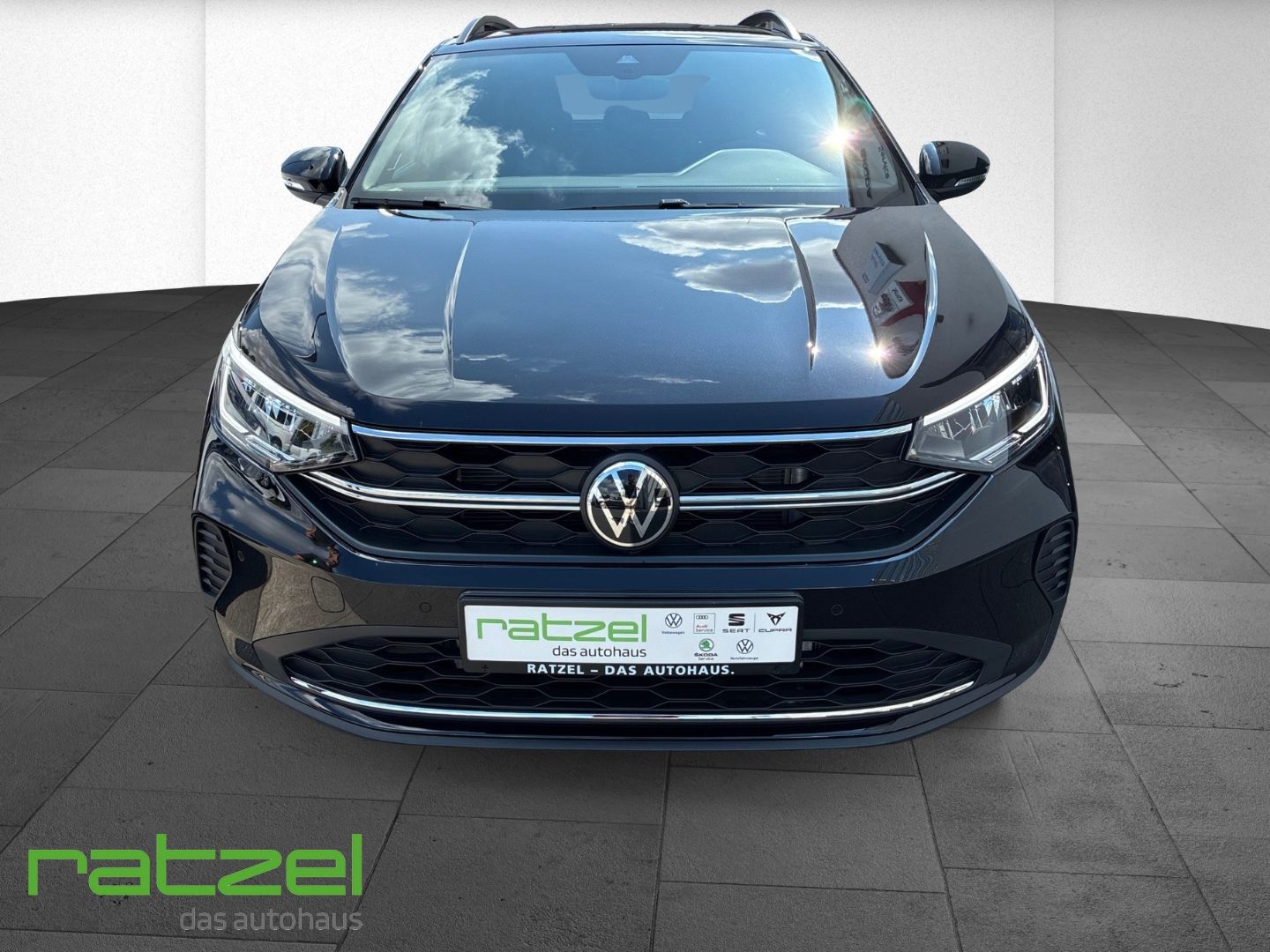 Fahrzeugabbildung Volkswagen Taigo GOAL 1.0 TSI LED+AHK+ACC+PDC Navi Digitale