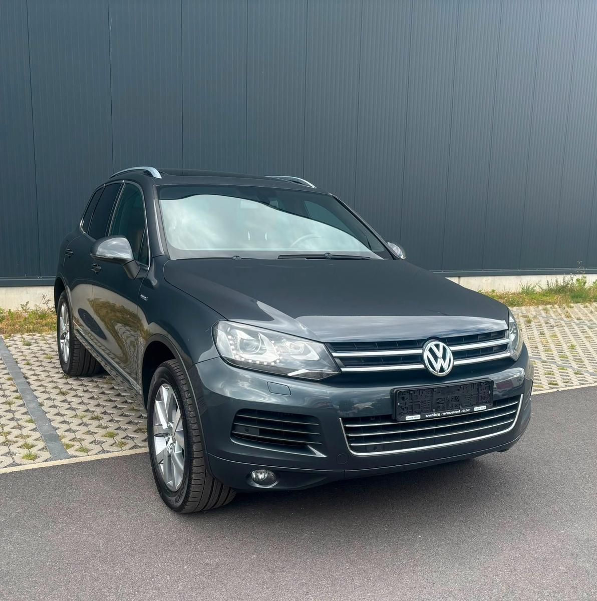 VOLKSWAGEN TOUAR V6 TDI BMT EDITION 204ch - 4X4 - TOIT PANORAMIQUE - CUIR NAPPA - SIÈGES CHAUFFANTS - BI-XÉNON