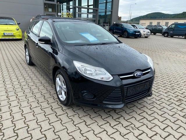 Ford Focus 1,0 EcoBoost Turnier Sitzheizung - AHK