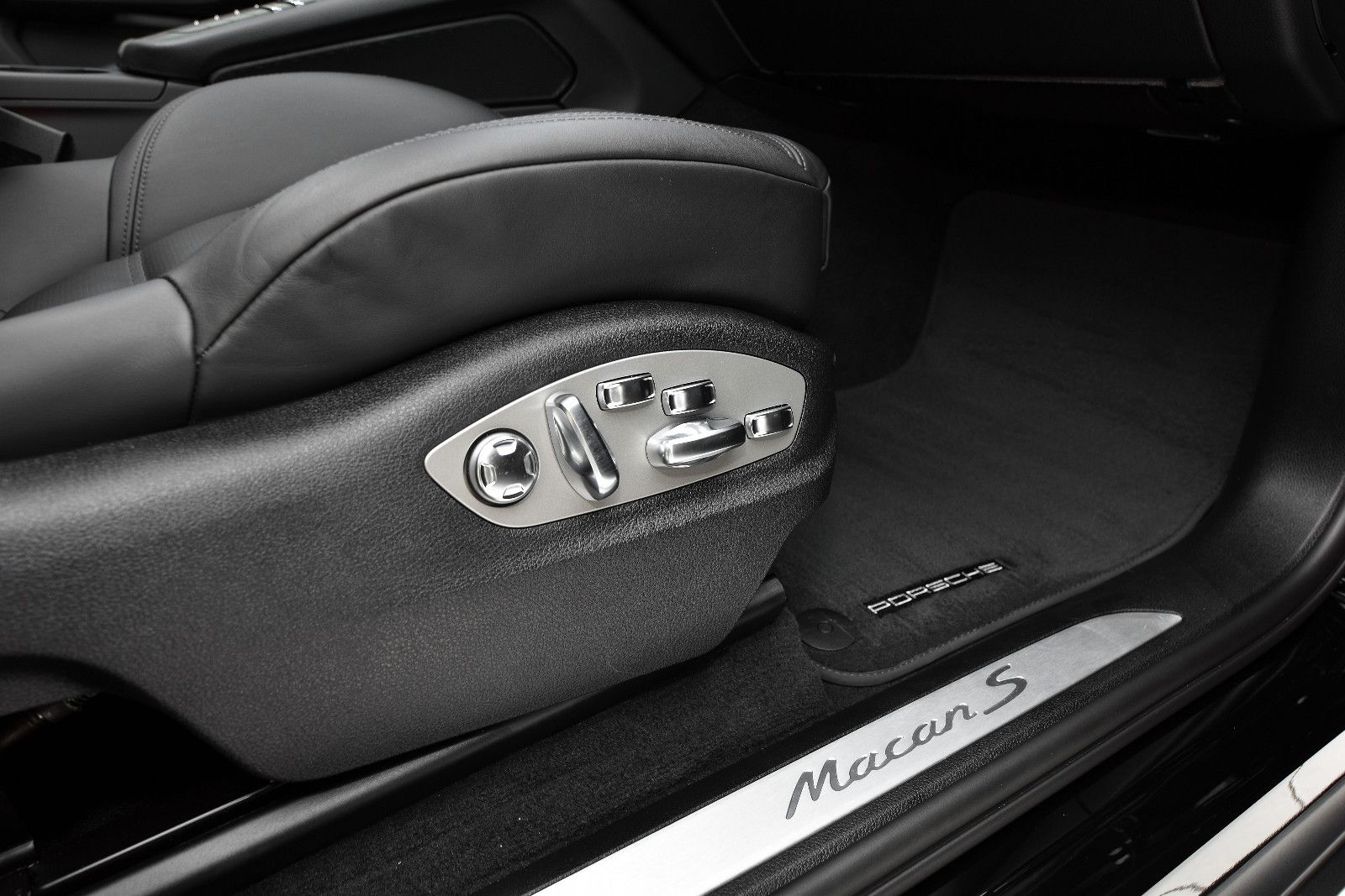 Porsche Macan S *18 Wege* 1 Hand* Chrono* Pano* BOSE* foto 18